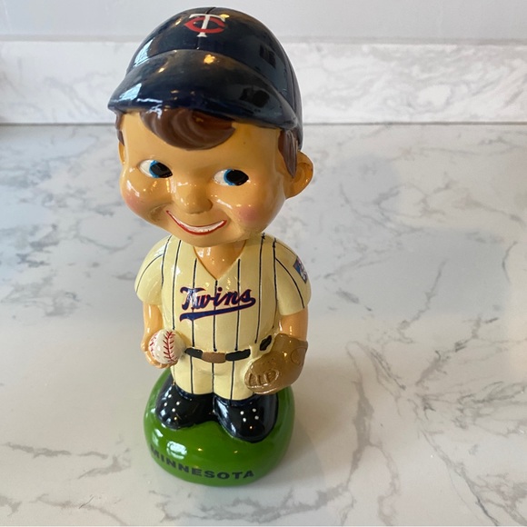 2015 “Vintage” Twins Bobblehead by Kwik Trip, NIB - Picture 8 of 11